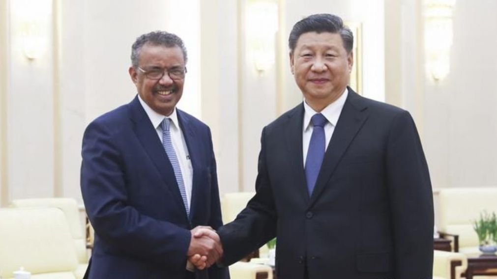 Adhanom Ghebreyesus y Xi Jinping quedaron en el ojo de la tormenta.
