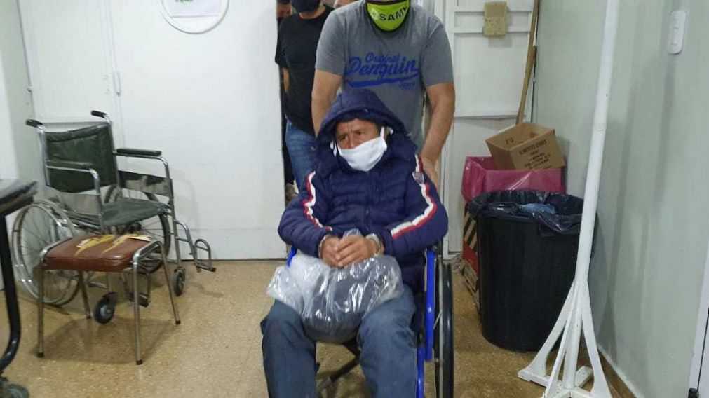 ROBERTO ROMERO FUE ATENDIDO EN EL HOSPITAL PORQUE ESTABA DESHIDRATADO.