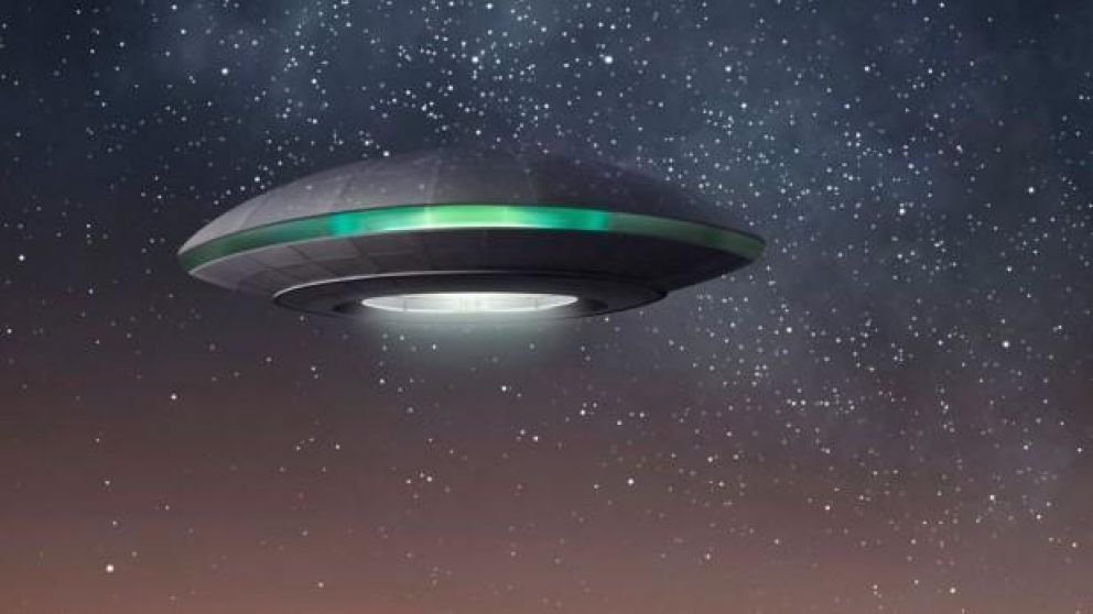 La Policía Federal hará y compartirá públicamente un informe sobre OVNIs en el cielo argentino.