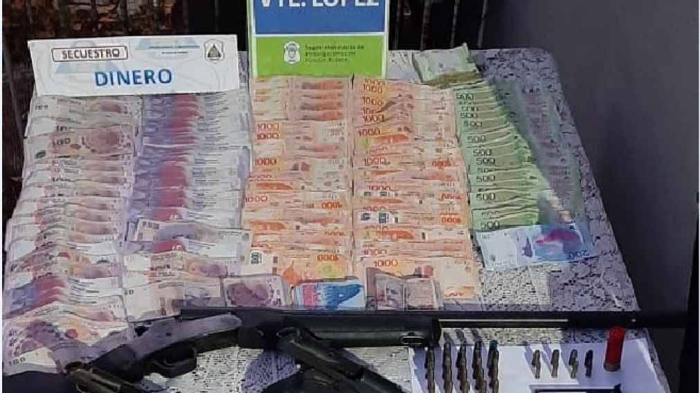 Parte de los elementos que fueron incautados en poder de los integrantes de la gavilla.