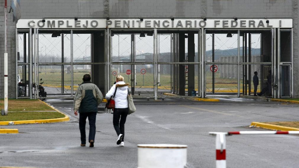 La cárcel de Ezeza, entre las elegidas para incorporar centros de salud modulares de emergencia.