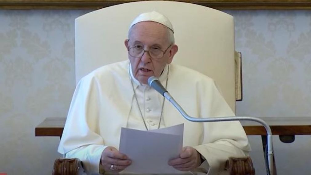 Francisco, durante la misa que dio hoy desde El Vaticano (Captura de pantalla).