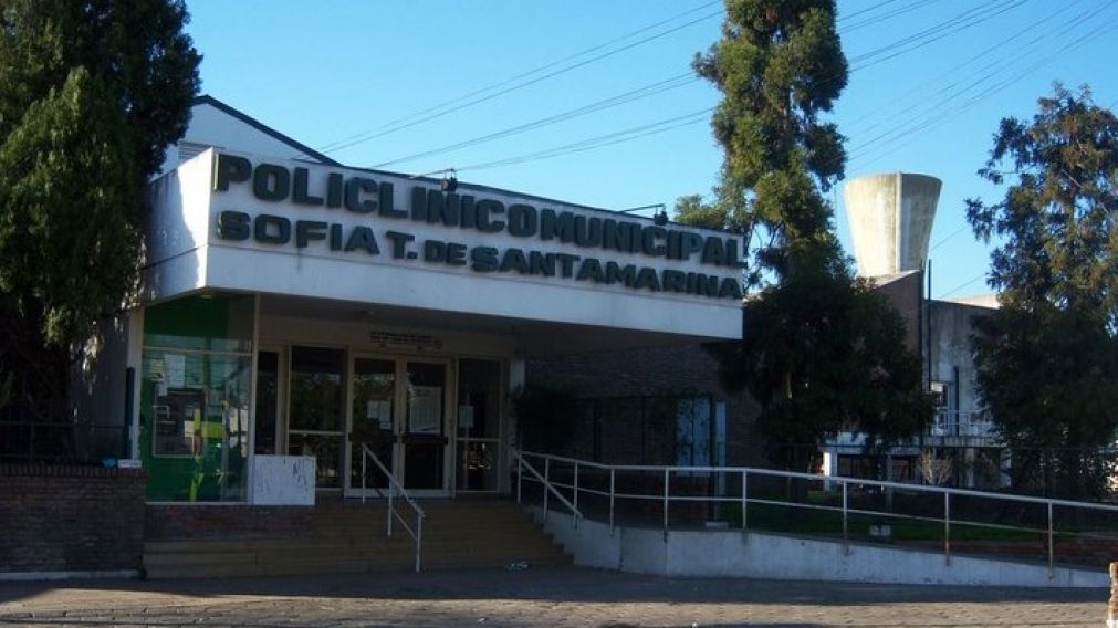 Sara Noem� P�rez, de 32 a�os, permanece internada, en terapia intensiva, en este centro asistencial.