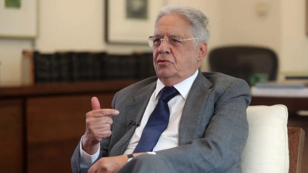 "LE QUEDA GRANDE ESTA RESPONSABILIDAD"