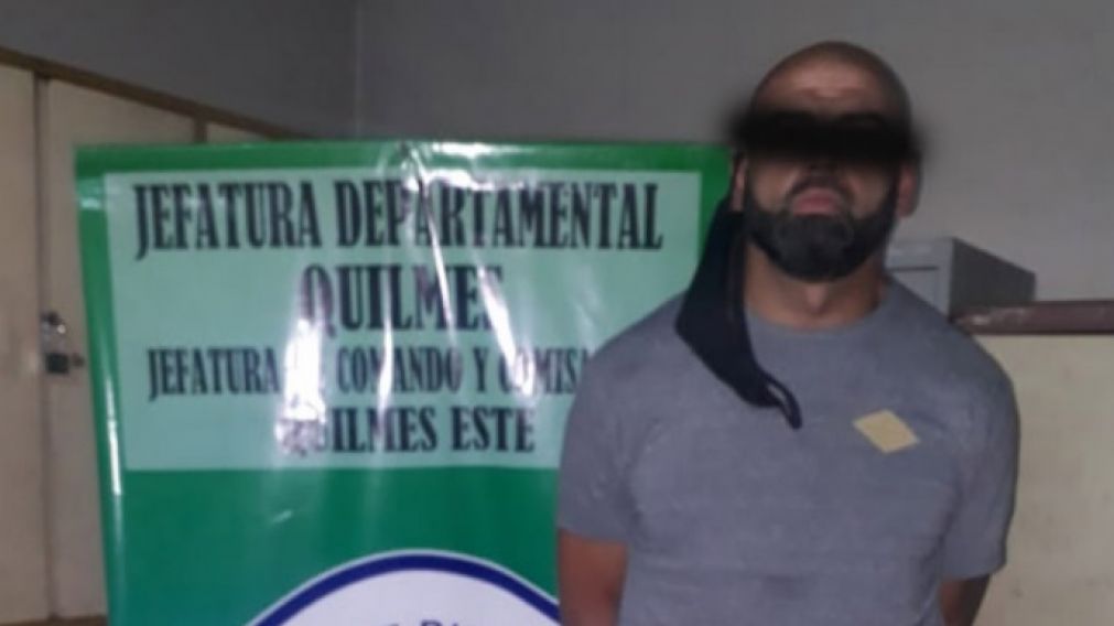 Este es el individuo que fue capturado por los efectivos policiales luego de una dramática persecución.