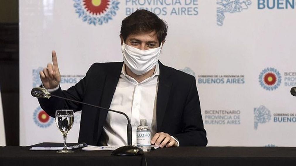 Las seis medidas anunciadas por Kicillof para impulsar comercios, pymes y agroindustrias. (Télam)