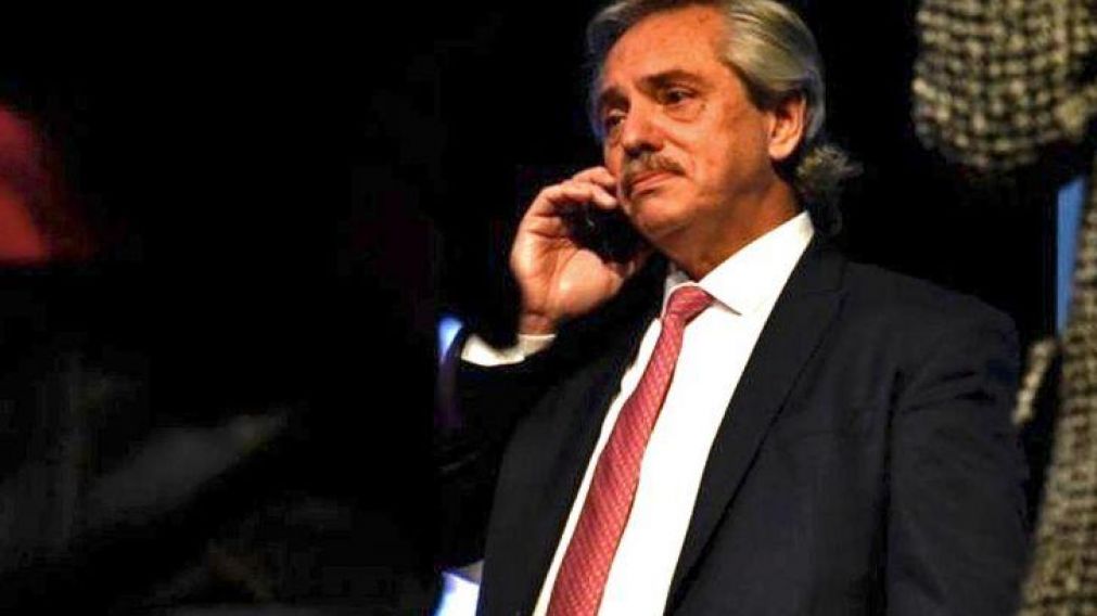 Alberto Fernández dialogó con su par uruguayo Luis Lacalle Pou. (Télam)