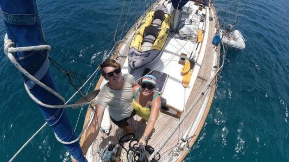 Elena y Ryan estuvieron incomunicados por 25 días e ignoraron lo que sucedía en el mundo exterior (Foto: BBC).