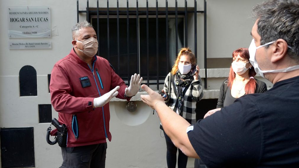 Realizan operativos en los geriátricos (Crónica/Fernando Pérez Re).