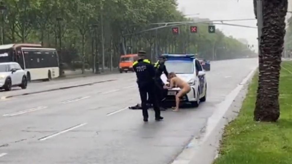 La mujer fue detenida (Twitter).