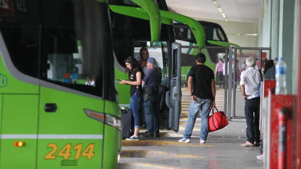 El tema de los traslados entre provincias es un tema de discusión en el Gobierno (Crónica).