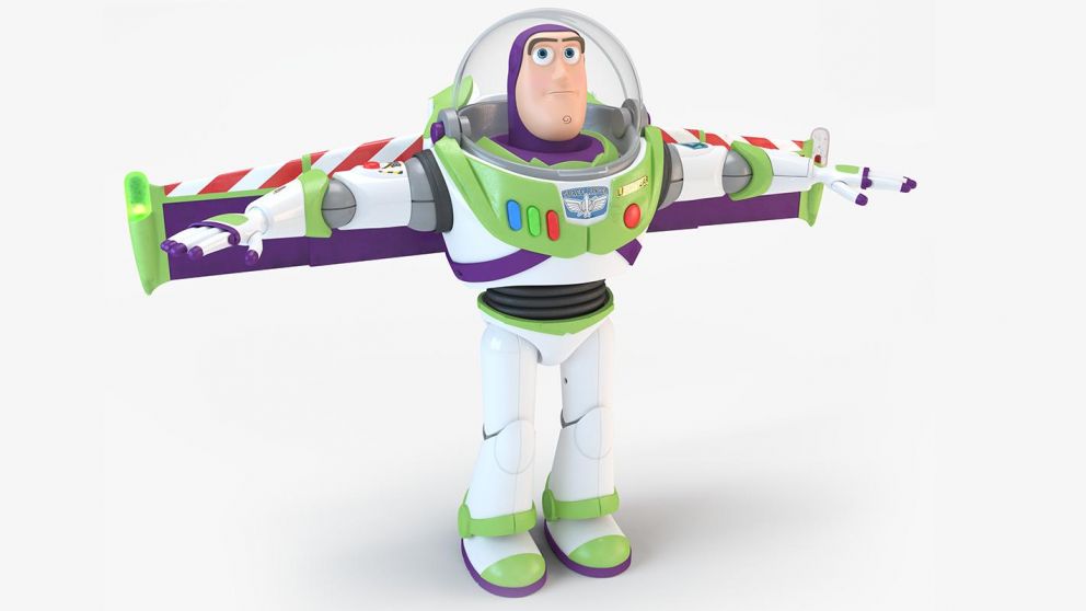 Por el coronavirus, fue a comprar al s�per con el casco de Buzz Lightyear de "Toy Story".