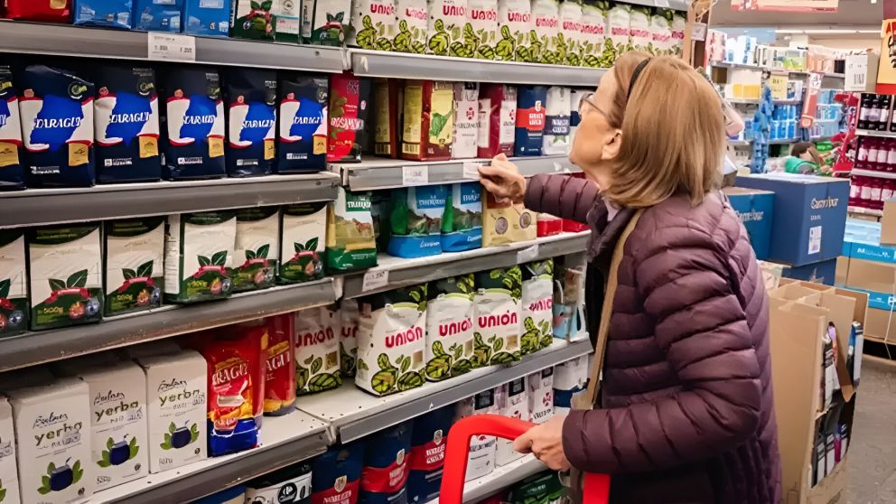 Se actualizó el programa Beneficios ANSES: en noviembre 2025, jubilados y pensionados acceden a nuevos descuentos en supermercados y comercios (Imagen ilustrativa).