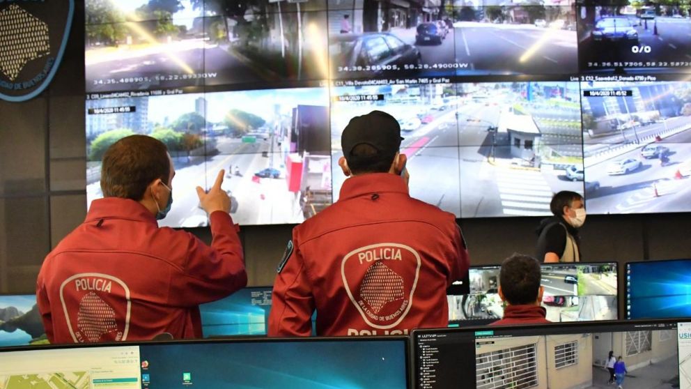 Patrulleros de la Policía de la Ciudad incorporaron nuevo sistema de grabación de video que permite seguimiento en tiempo real desde Centro de Monitoreo Urbano.