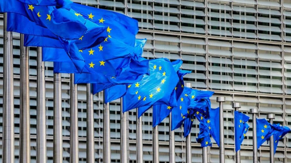 Tres especialistas encontraron la solución a la crisis del Coronavirus en toda europa.