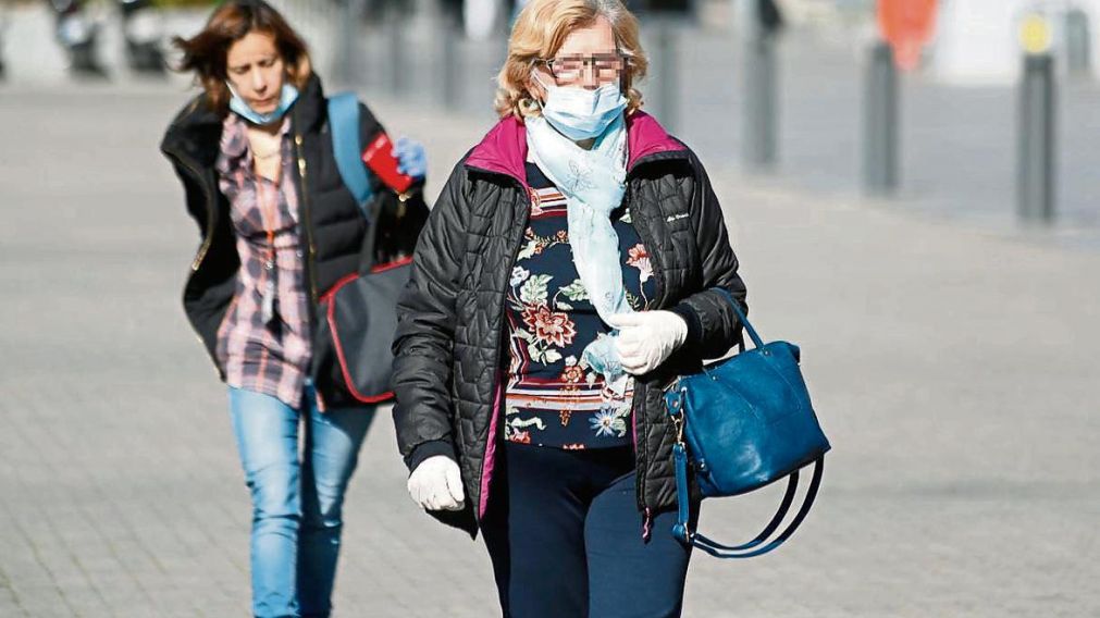 Investigan otras posibles formas de contagio del Covid-19.