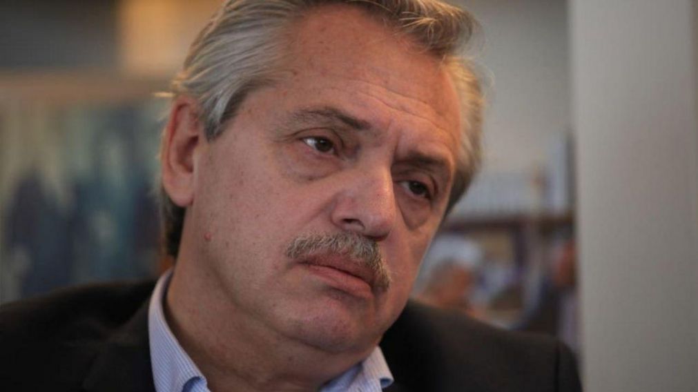 Alberto se mostr� indignado tras ver el caos en los bancos. 