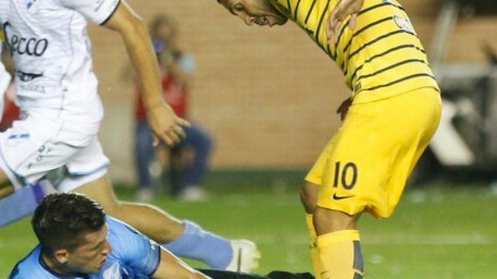 Crivelli y un mano a mano con Carlitos en un Boca-Temperley.