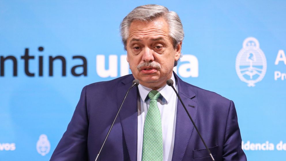 El presidente Alberto Fern�ndez tild� de miserables a aquellos empresarios que buscan acelerar los tiempos de la cuarentena. 