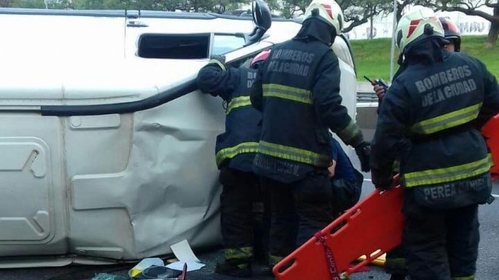 A pesar de los pocos autos por la cuarentena, "palazo" múltiple en General Paz.