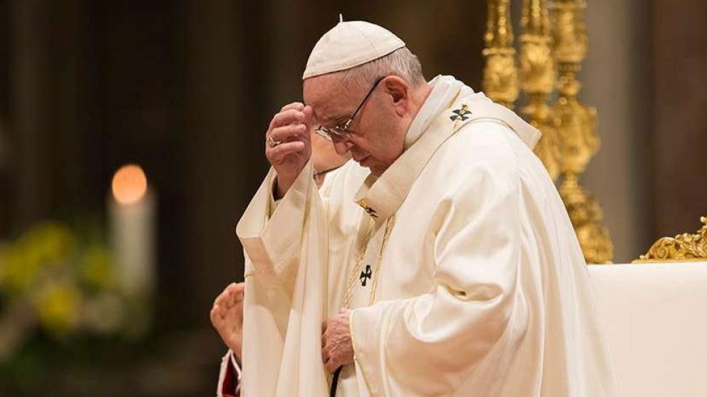 Dio positivo en coronavirus uno de los colaboradores del Papa Francisco.