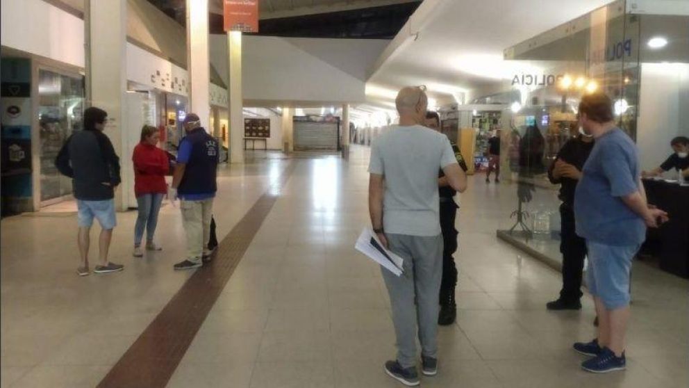 Hubo cuatro detenidos y dos fugadas (Gentileza Rosario 3).