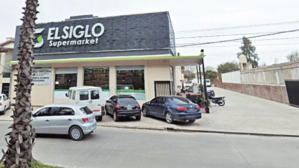 Ocurri� a las 10:30 en el supermercado El Siglo, ubicado en el cruce de las rutas 9 y 27. 