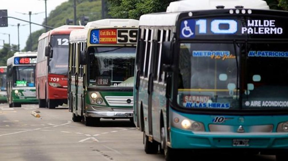 El Gobierno reforzó el servicio de algunas líneas de colectivos (Archivo).