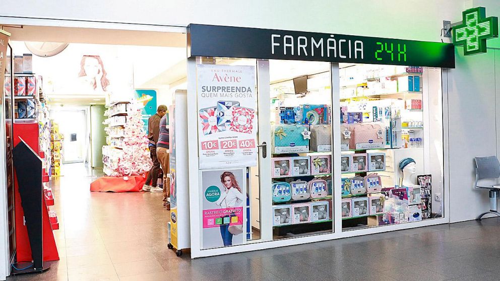 Por el coronavirus las farmacias adoptaron un protocolo de atención a grupos de riesgo.