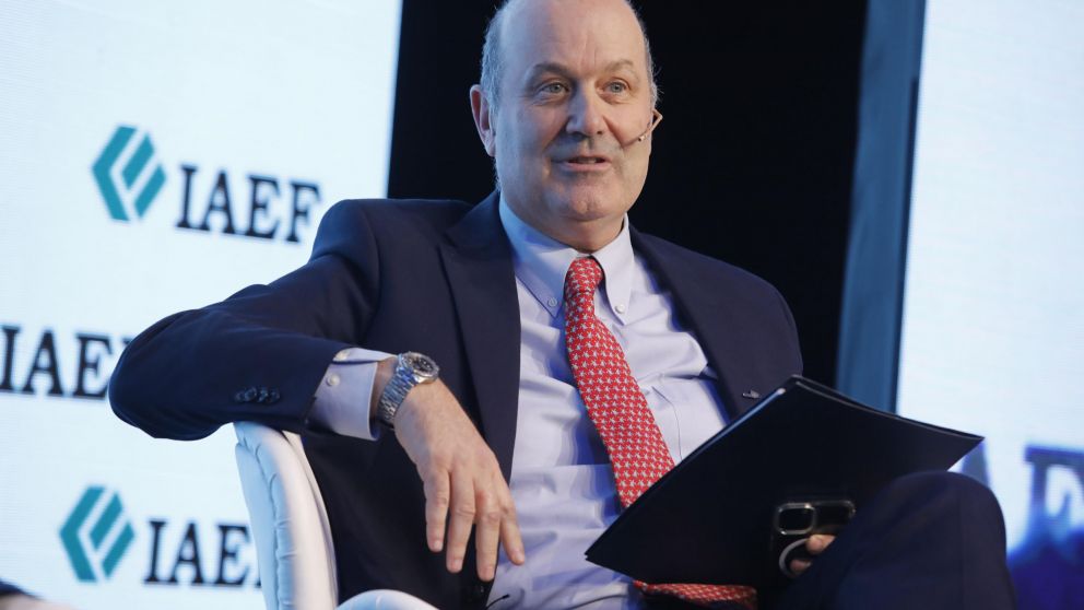 Sturzenegger festejó la desregulación de las cuotas de los colegios privados.