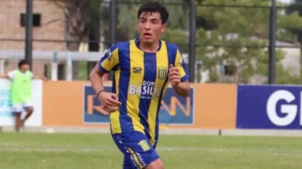 Dilan González había firmado contrato con Vélez Sársfield (X).