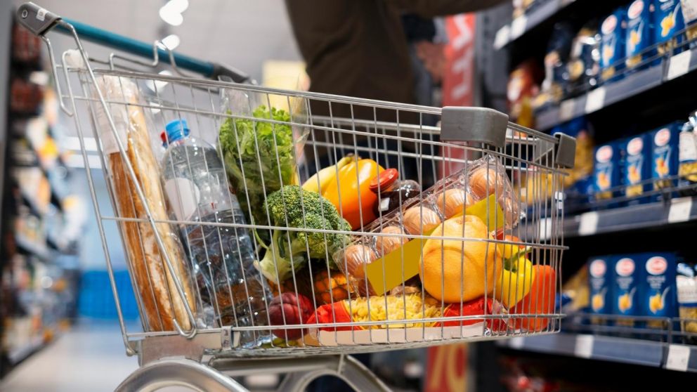Adiós changuito lleno: una compra completa de supermercado cuesta más de $800.000 (Freepik).