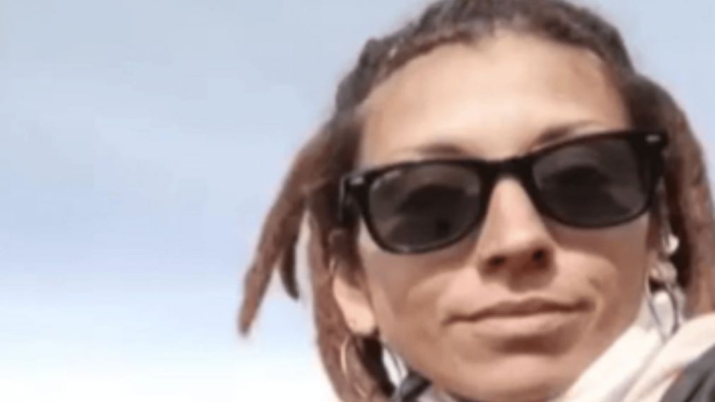 La mujer es intensamente buscada por las autoridades.