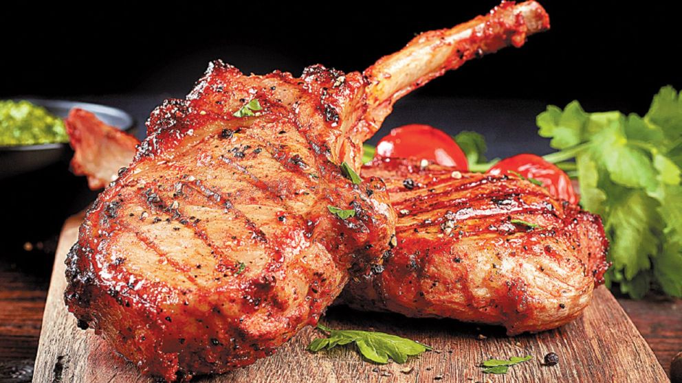 Imponente, tierno y lleno de sabor: esta carne se impone como la nueva joya de la parrilla argentina.