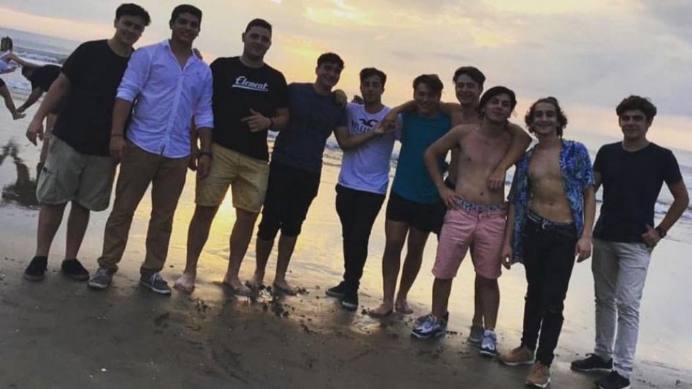 Ocho imputados se probaron los dispositivos electrónicos.