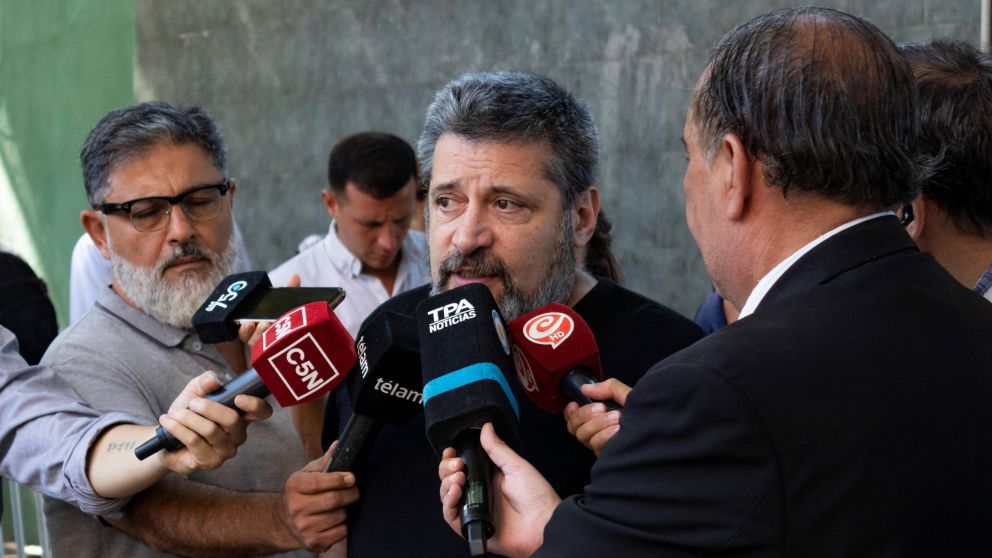 El presidente del Partido Justicialista Capital, Víctor Santa María fue interceptado por la prensa en las puertas del Congreso Nacional.
