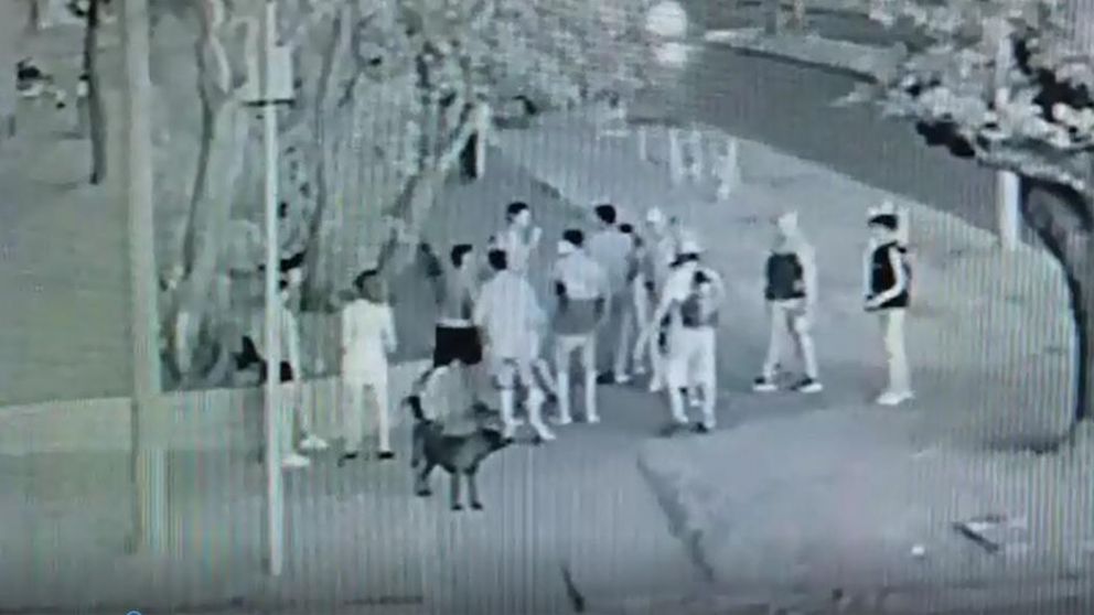 El acontecimiento tuvo lugar a la salida de un local bailable (Captura de video).