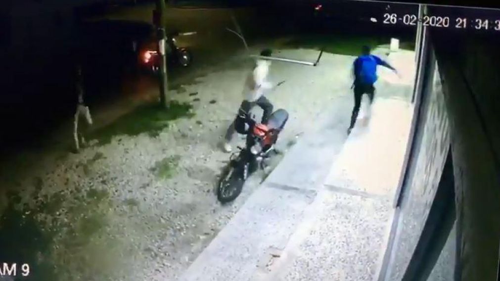 C�maras de seguridad captaron el violento suceso (Captura). 