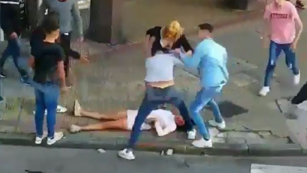 Brutal golpiza en patota conmocionó a La Plata (Captura de video)