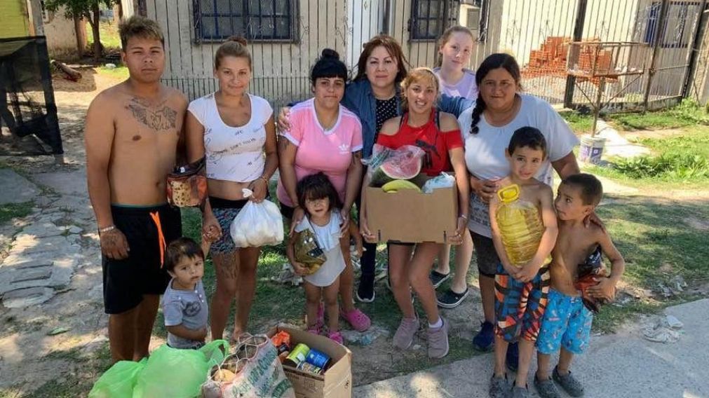 No todo está perdido. La fundación "sumando voluntades", en plena acción solidaria.