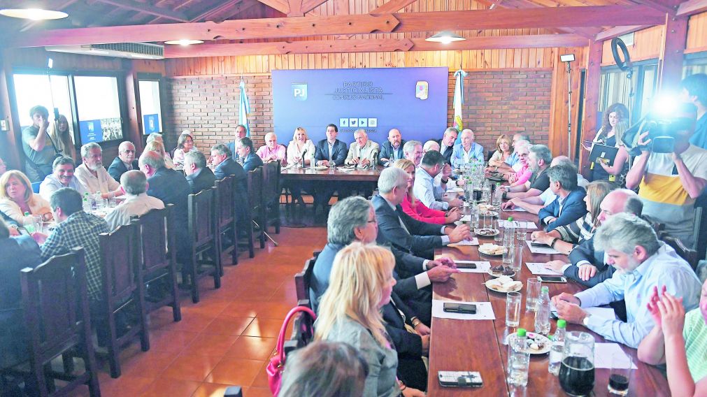 Con asistencia perfecta sesionó el consejo nacional del PJ.