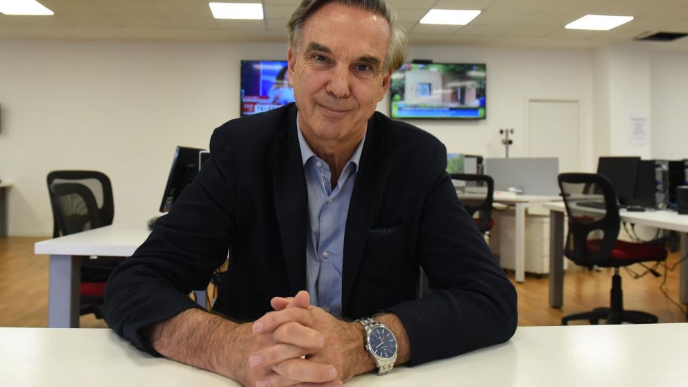 Miguel Ángel Pichetto en la redacción del Diario Crónica (Crónica/Jonathan Moreno).