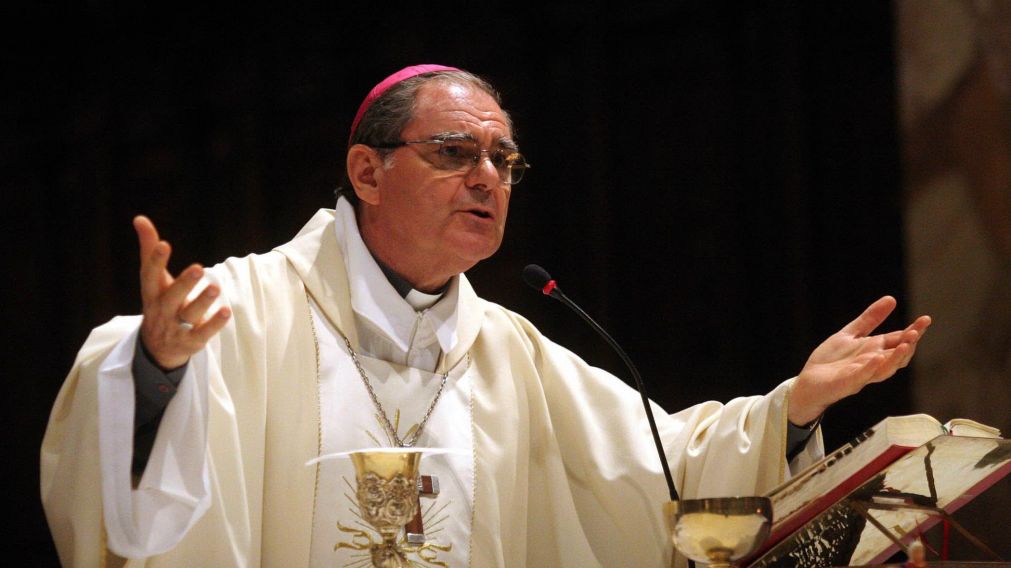 Monseñor Ojea sostuvo que ellas "no" son dueñas de "usar su propio cuerpo".