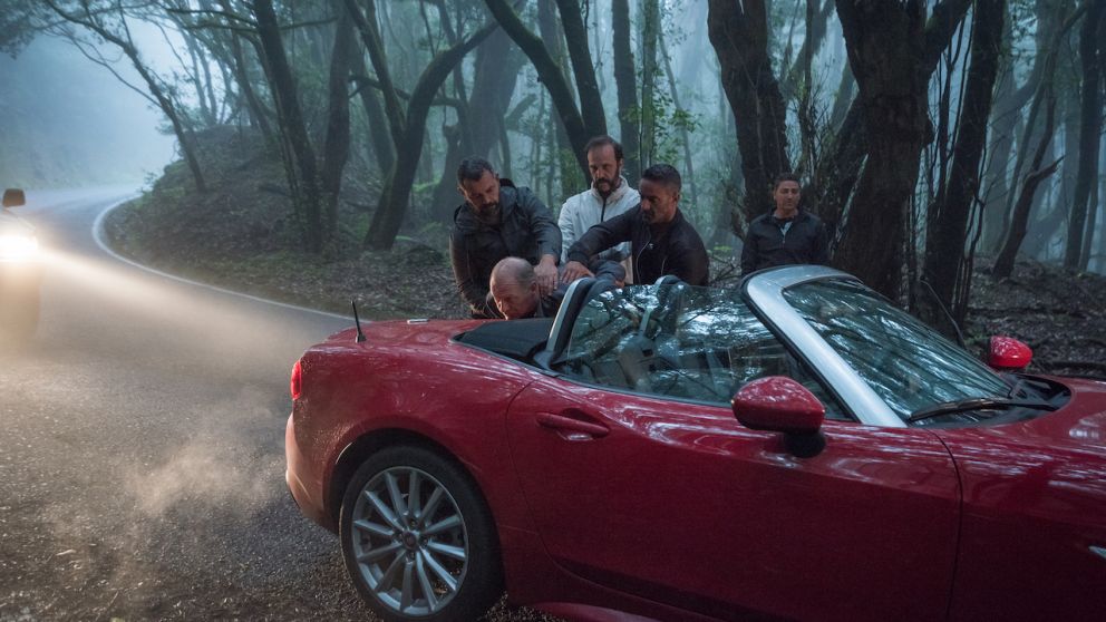 La gomera, vertiginoso cuento de espionaje de Corneliu Porumboiu, favorito de la crítica