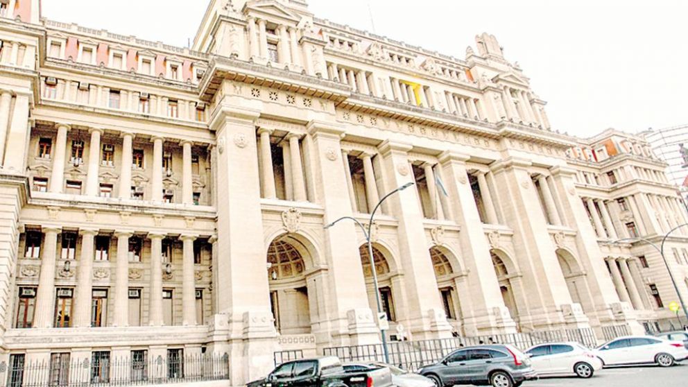 Los judiciales, disconformes.