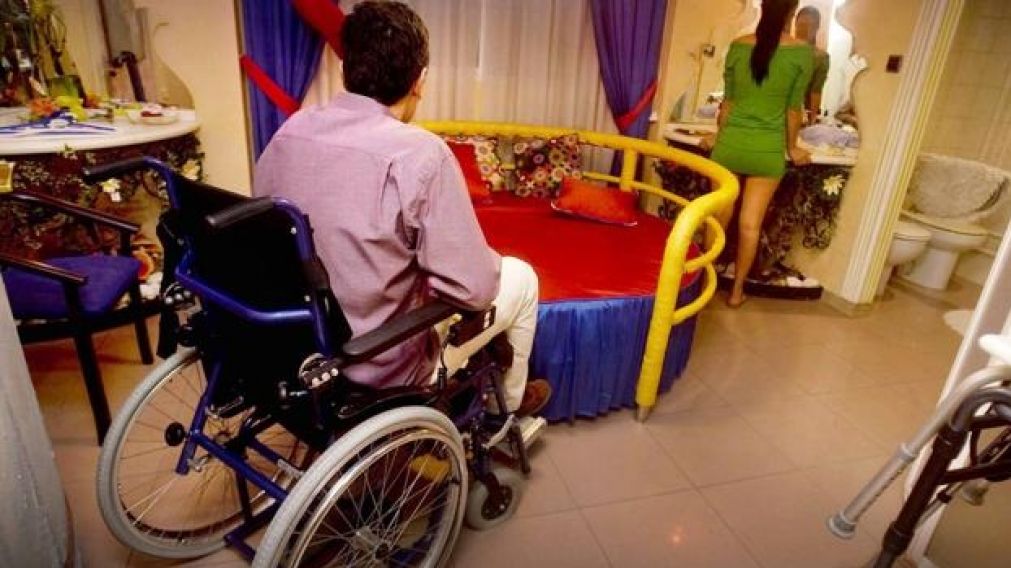 Los asistentes sexuales brindan un servicio a las personas que sufren distintos tipos de discapacidad.
