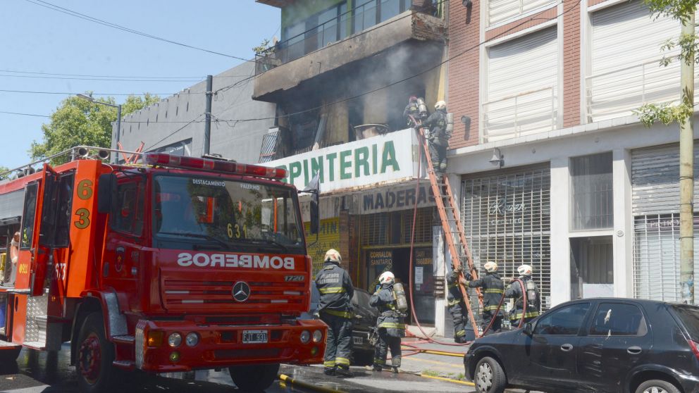 El siniestro está controlado (Diario Crónica/Hernán Nersesian).