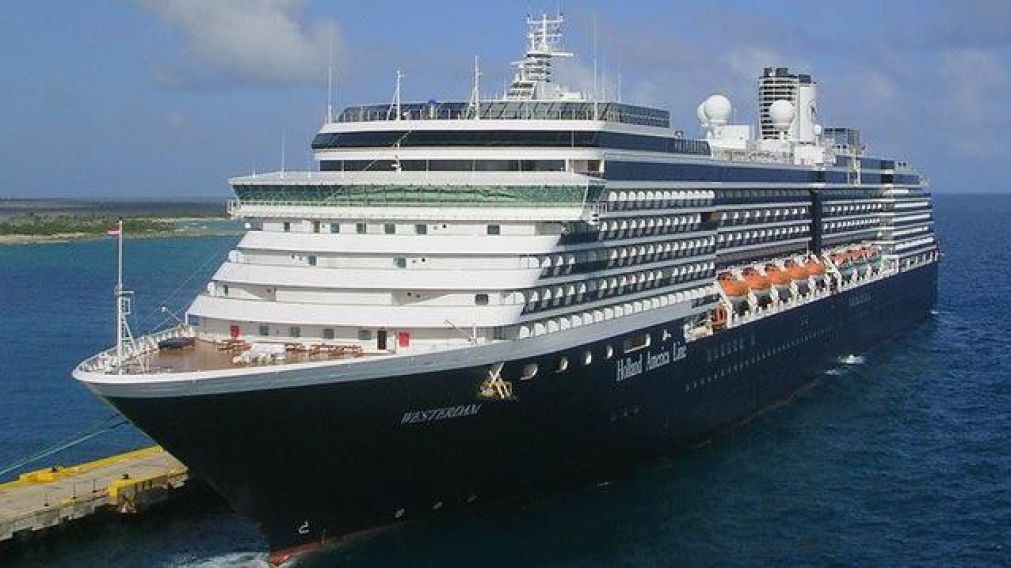 El Westerdam, de la compañía naviera Holland America Line.
