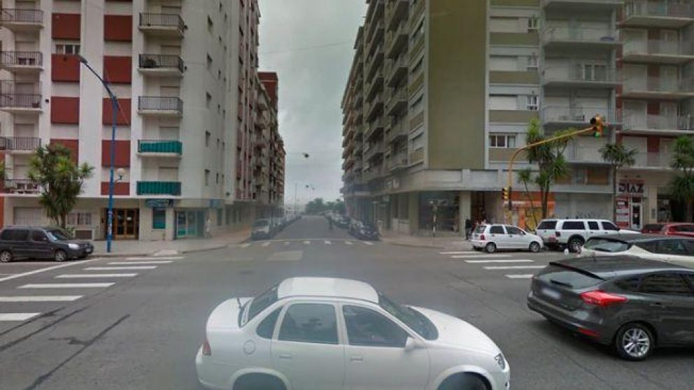 Avenida Col�n y Alsina, el lugar del hecho (Google Street View).