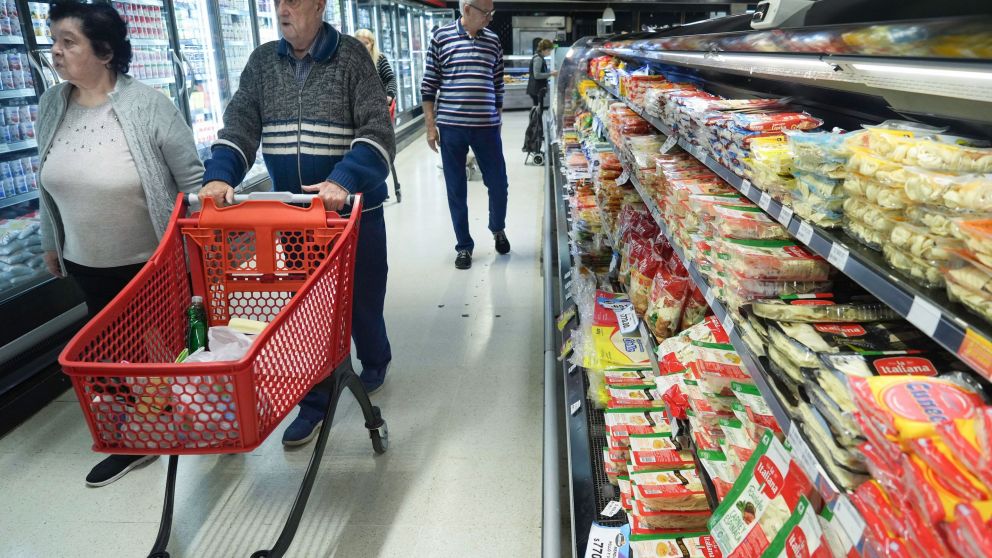 zzzznacp2NOTICIAS ARGENTINAS BAIRES, JUNIO 7: La inflación trepó al 4,4% en la Ciudad de Buenos Aires (CABA) durante mayo, el porcentaje más bajo desde febrero de 2022, y acumuló un avance del 280,9% en terminos interanuales. Foto NA: MARCELO CAPECEzzzz